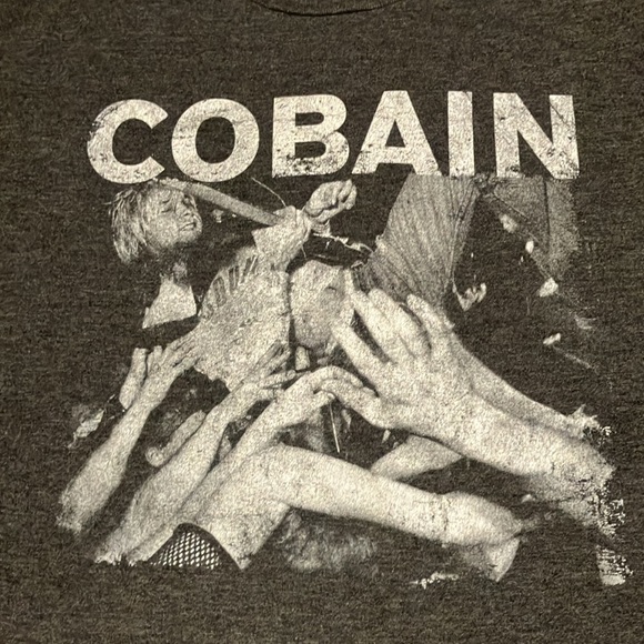 Curt Cobain Crop Tee Shirt - Picture 2 of 4
